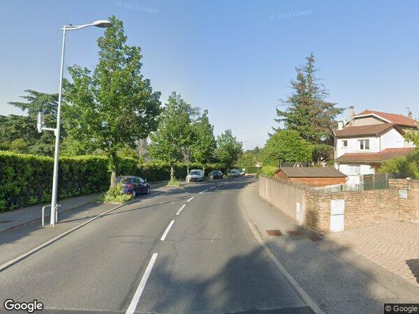 UNE MAISON D'HABITATION