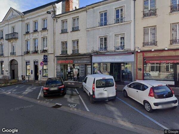 UNE MAISON À USAGE D’HABITATION