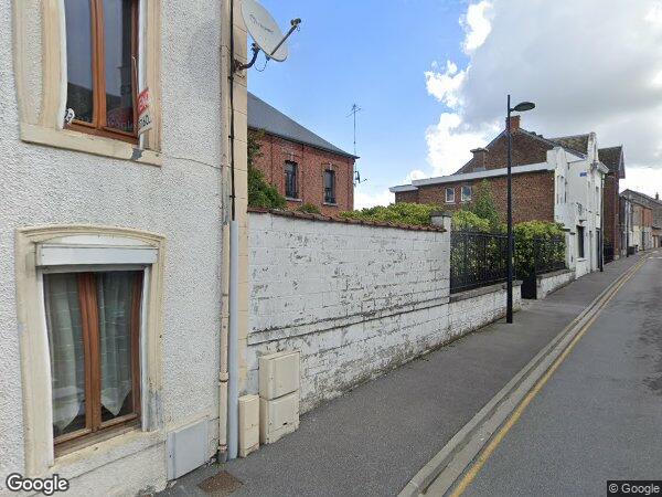 UNE MAISON À USAGE D’HABITATION