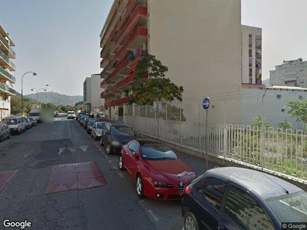 UN APPARTEMENT ET UNE CAVE