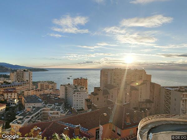 UN STUDIO ET UN PARKING