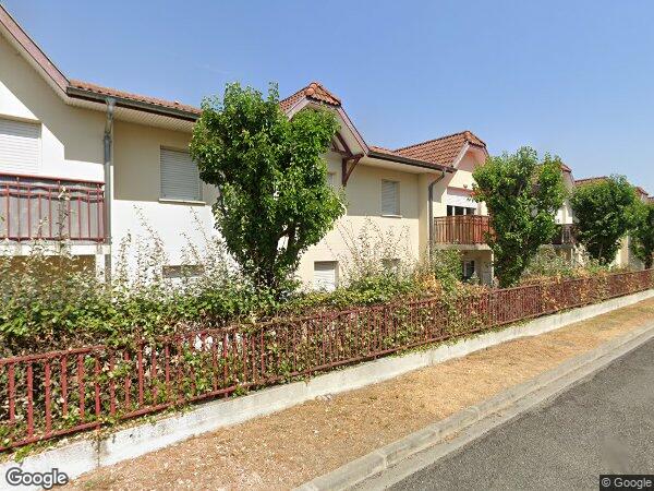 UN APPARTEMENT T1 AVEC EMPLACEMENT PARKING