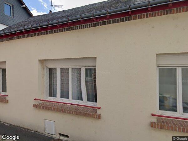 UNE MAISON D’HABITATION