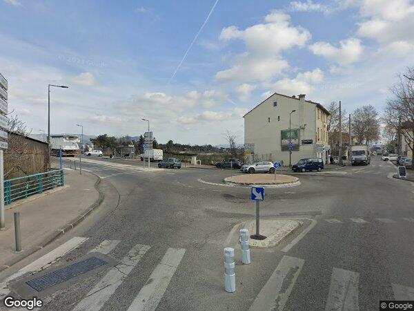 UNE MAISON A USAGE D'HABITATION 