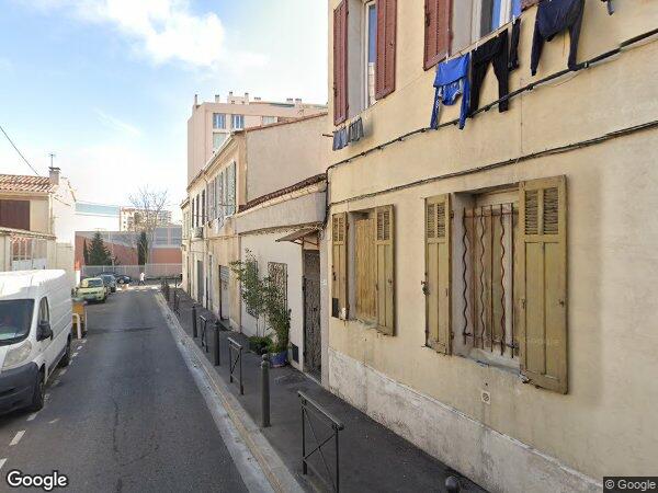 UN ENSEMBLE IMMOBILIER