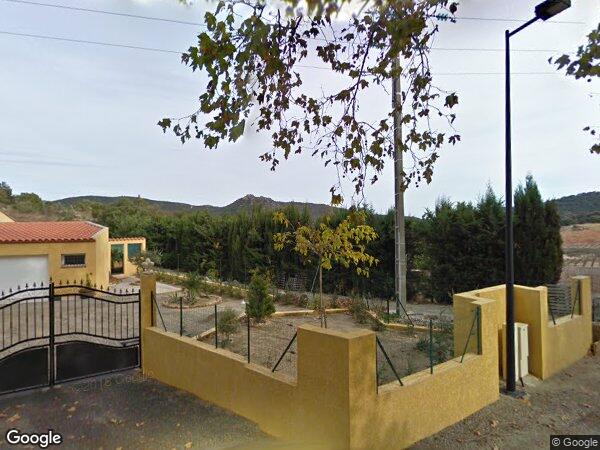 UNE MAISON D'HABITATION