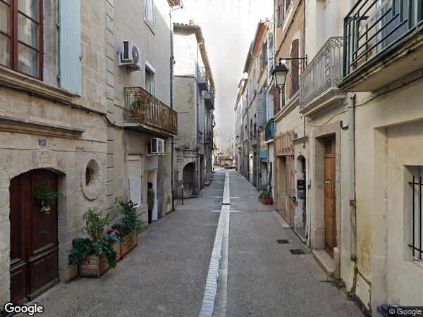 UN LOCAL COMMERCIAL ET UNE MAISON