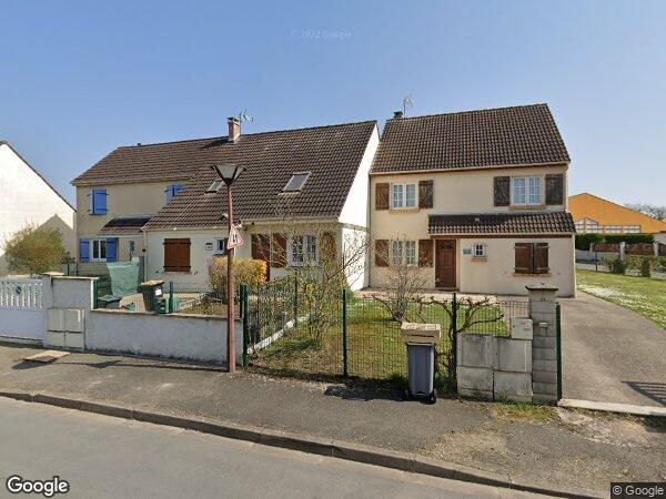 UNE MAISON D’HABITATION DE TYPE « SEMI-TRADITIONNELLE »