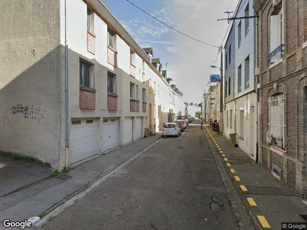 UNE MAISON D’HABITATION PRINCIPALE ET UNE MAISON SECONDAIRE ACCOLÉE