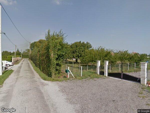 UNE MAISON D'HABITATION