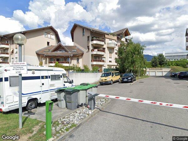 UN APPARTEMENT DE TYPE T2 AVEC BALCON