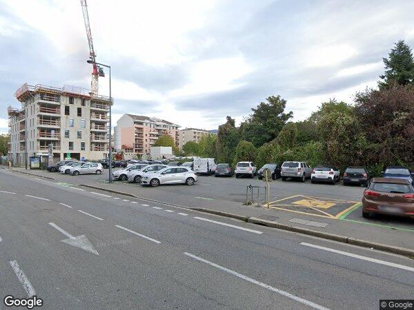 UN APPARTEMENT T4 AVEC CAVE ET GARAGE