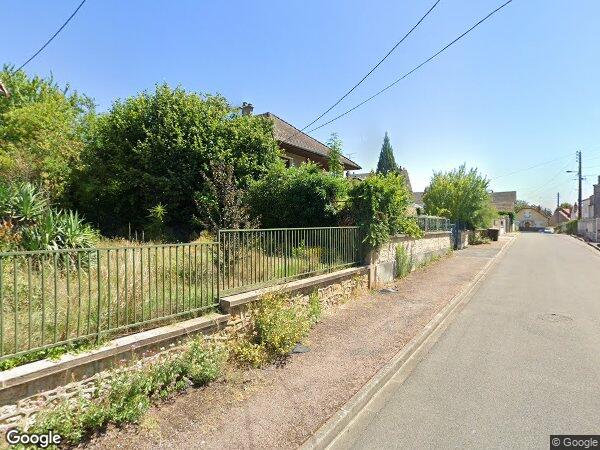 UNE MAISON À USAGE D’HABITATION
