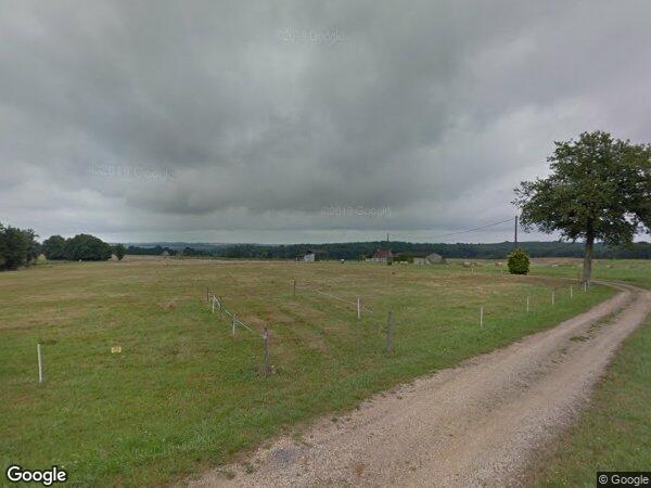 UNE MAISON D'HABITATION