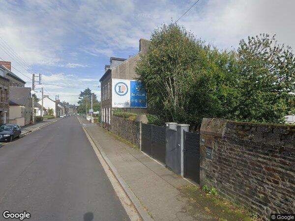 UNE MAISON D'HABITATION