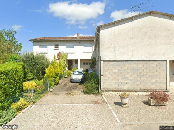 UNE MAISON D'HABITATION