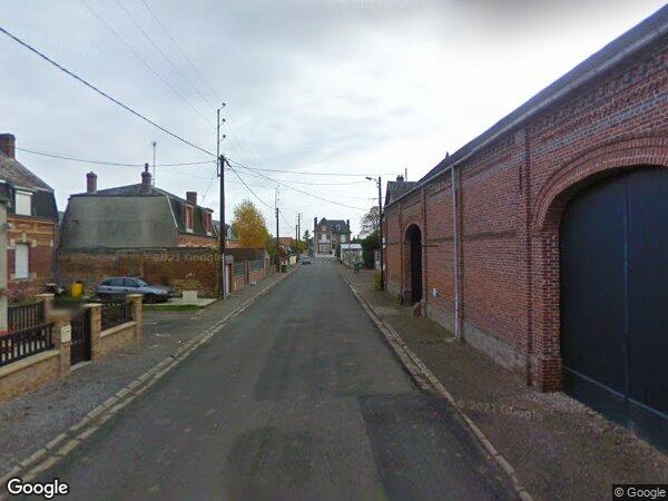 TROIS APPARTEMENTS AVEC GARAGE ET UN DÉBARRAS