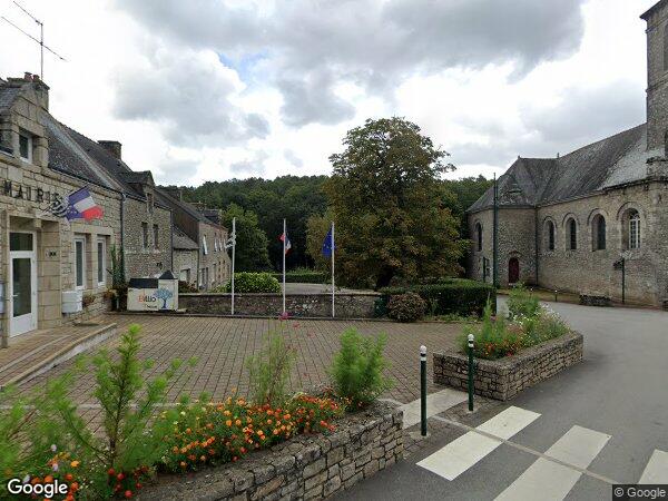 UN ENSEMBLE IMMOBILIER