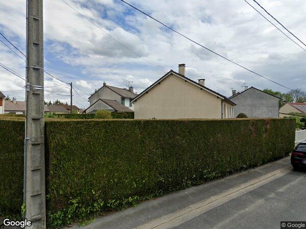 UNE MAISON D'HABITATION