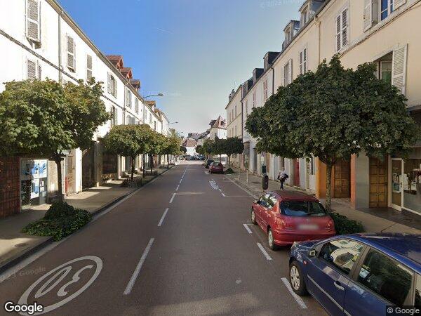 UNE PROPRIÉTÉ BÂTIE