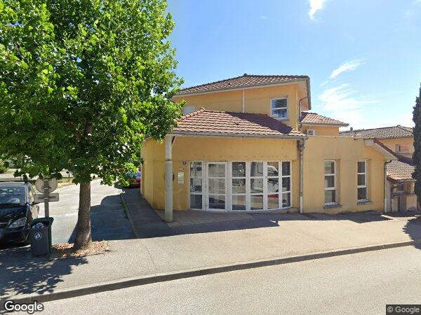 UNE MAISON D'HABITATION