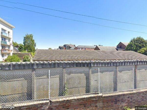 UNE MAISON D'HABITATION