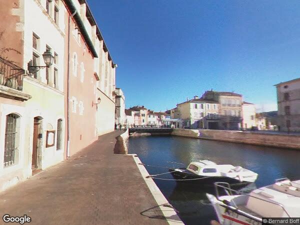 UNE MAISON À USAGE D'HABITATION