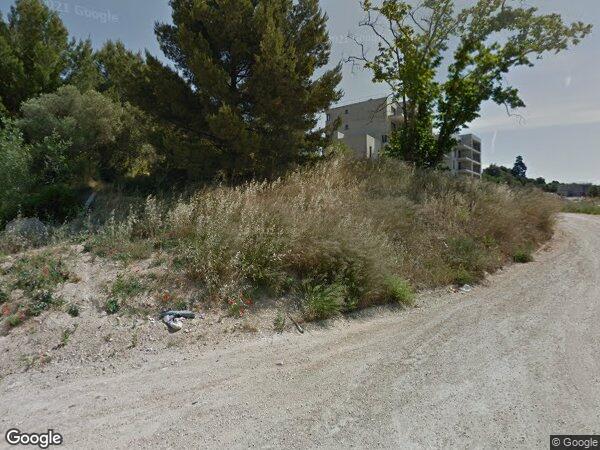 UN APPARTEMENT ET UN BOX DOUBLE