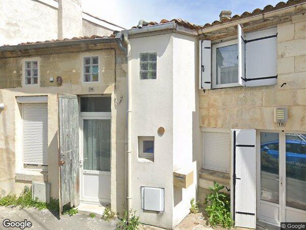 UN LOCAL À USAGE PROFESSIONNEL