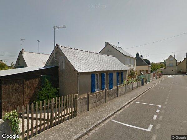 UNE MAISON D'HABITATION