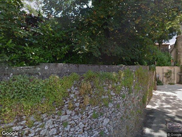 UNE PROPRIÉTÉ BÂTIE