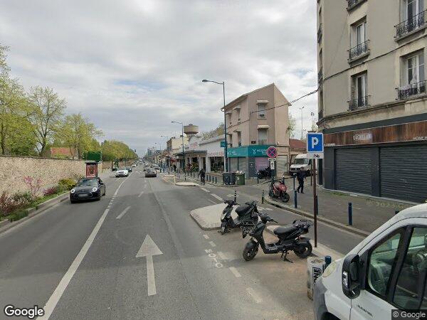 UN APPARTEMENT ET UNE CAVE