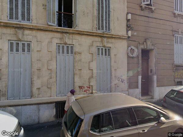 UN APPARTEMENT ET UNE CAVE
