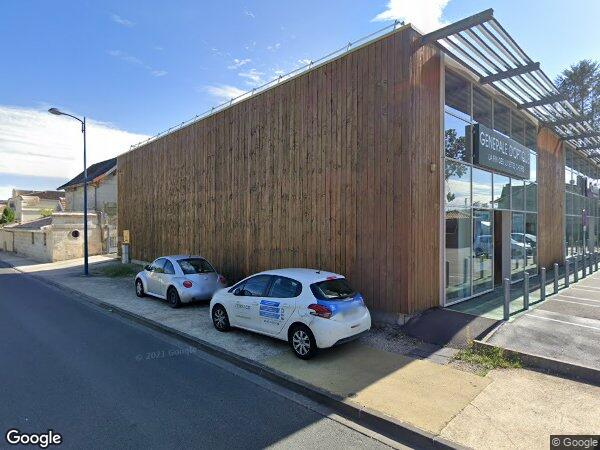 UN TERRAIN À BÂTIR