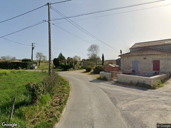 UNE MAISON D'HABITATION