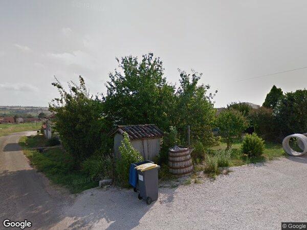 UNE MAISON À USAGE D'HABITATION