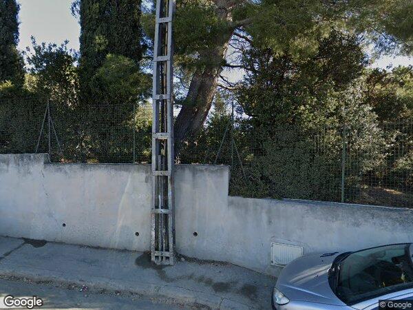 UN APPARTEMENT, UNE CAVE ET UN PARKING