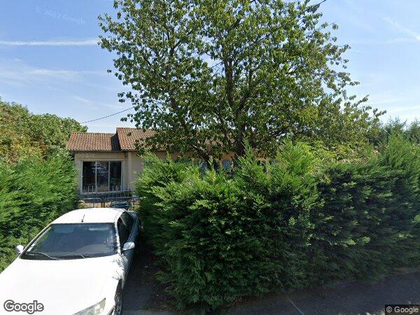 UNE MAISON D'HABITATION