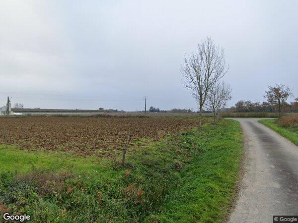 UNE PARCELLE DE TERRE