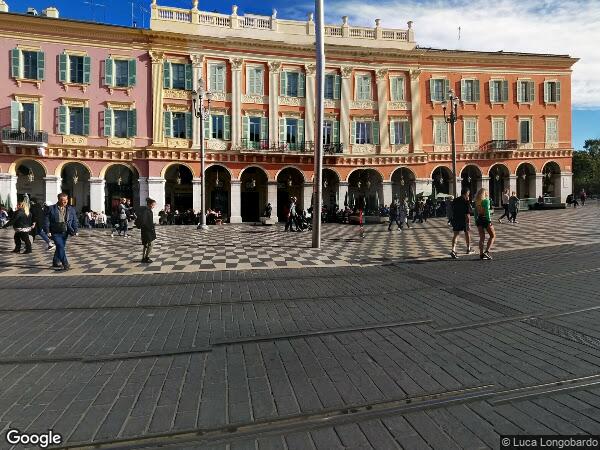 UN STUDIO ET UNE CAVE