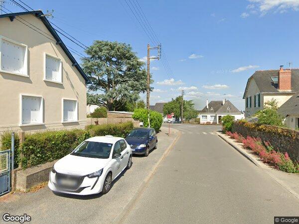 UNE MAISON D'HABITATION + STUDIO