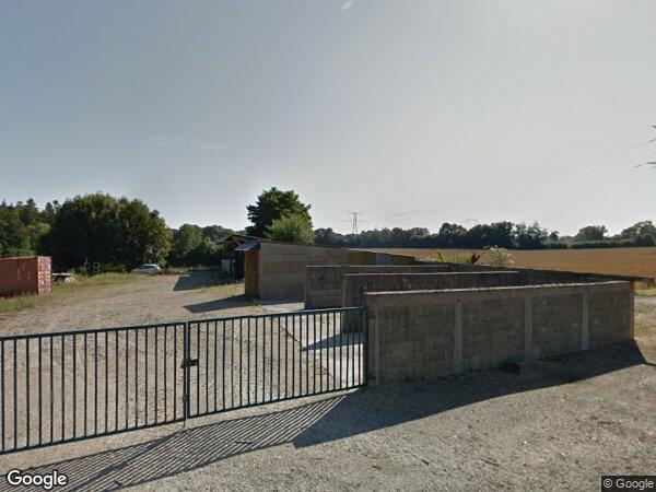 UNE MAISON À USAGE D'HABITATION