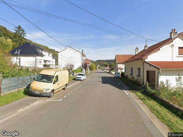 UNE MAISON D'HABITATION