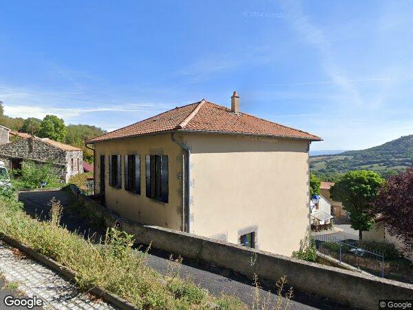 UNE MAISON D'HABITATION