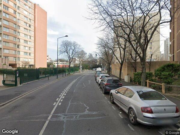 UN APPARTEMENT ET UN GARAGE