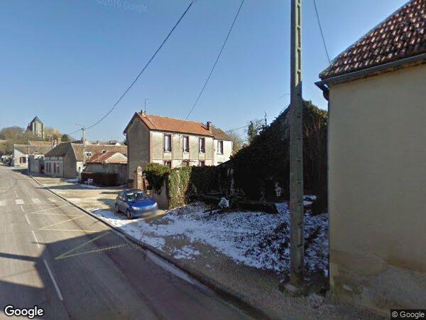 UN ENSEMBLE IMMOBILIER