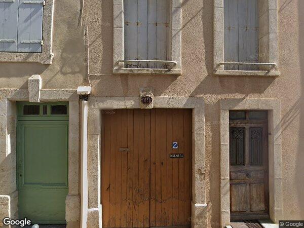 UNE MAISON À USAGE D’HABITATION