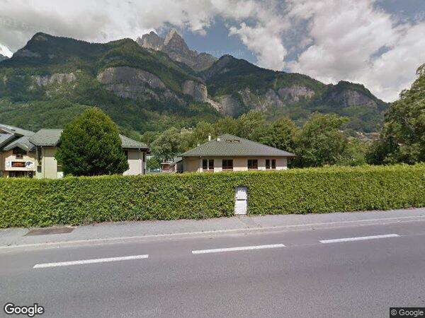 UN APPARTEMENT AVEC CAVE