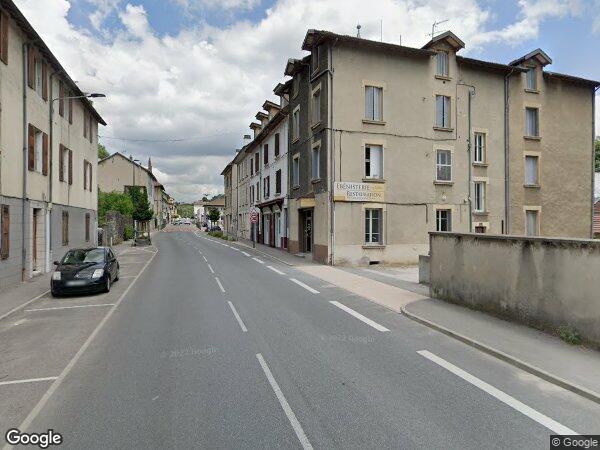 UN APPARTEMENT AVEC UNE CAVE