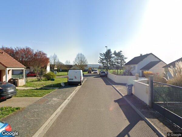 UNE MAISON À USAGE D'HABITATION